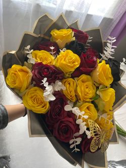 Artificial flower bouquets