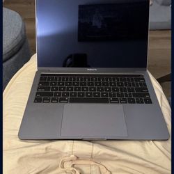 Apple MacBook Pro 13-inch (Mid-2019)