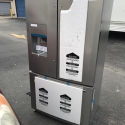 Frigidaire French Door Refrigerator Good New