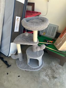 Cat tree