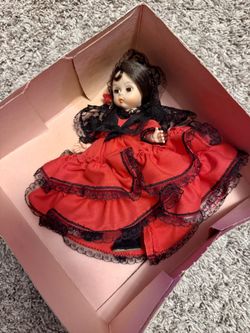 Vintage Spain Madame Alexander Doll