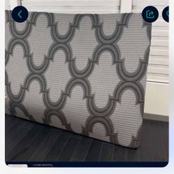 Queen Mattress Approx 10 In Deep With Box Spring 