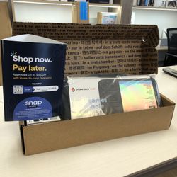 SteamDeck 512 GB OLED (Located In Downey, CA)