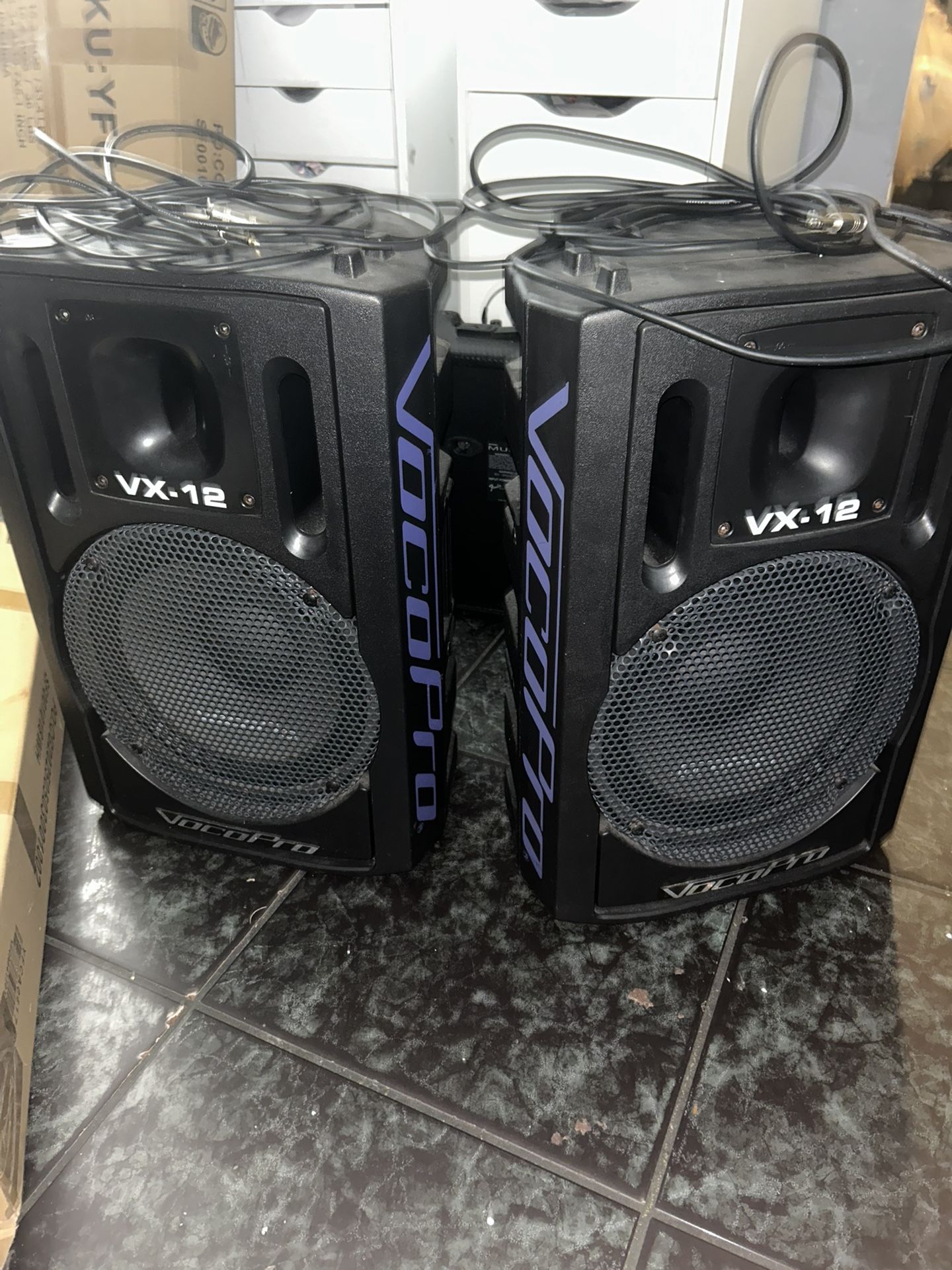 Vocopro Vx-12 Speaker - 2-way Speaker - Cable 250w (rms) / 500w (pmpo) (2 of them $250 each)