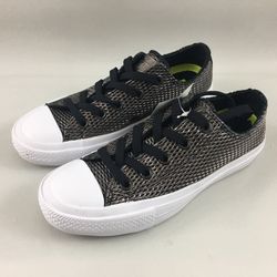 Converse Chuck Taylor II All star metallic low top women’s Sz 6
