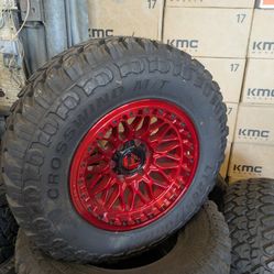 17x9 Fuel Wheels 6/139 On 265/70/17 Crosswind M/T