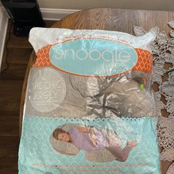 Snoodle Pregnancy Pillow 