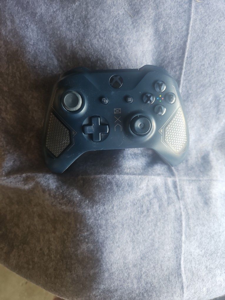 Wireless Controller For Xbox One, Model 1708