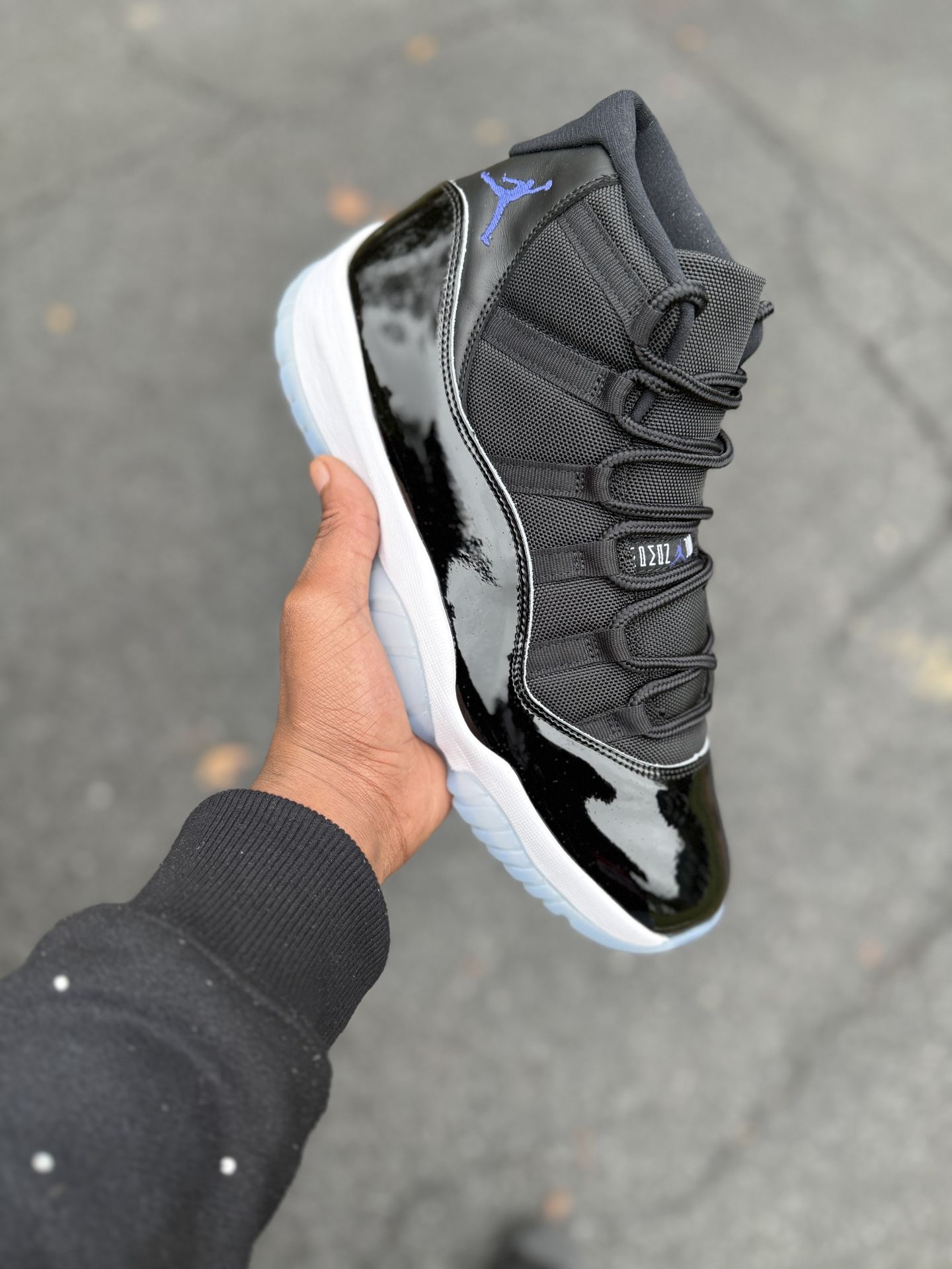 Jordan 11 Space Jam