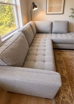 Gray Fabric L-Shaped Sectional Sofa! MUST GOOO!!