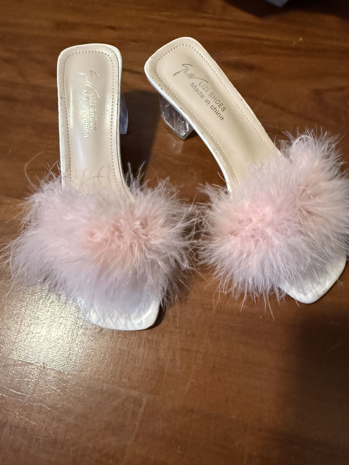sandals faux feather Pink Size 6