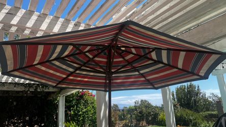 Pottery Barn Outdoor Umbrella
