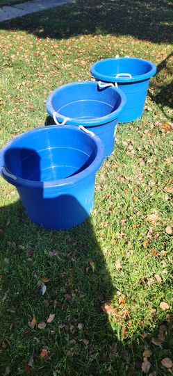 Set of 3 20 Gallon buckets
