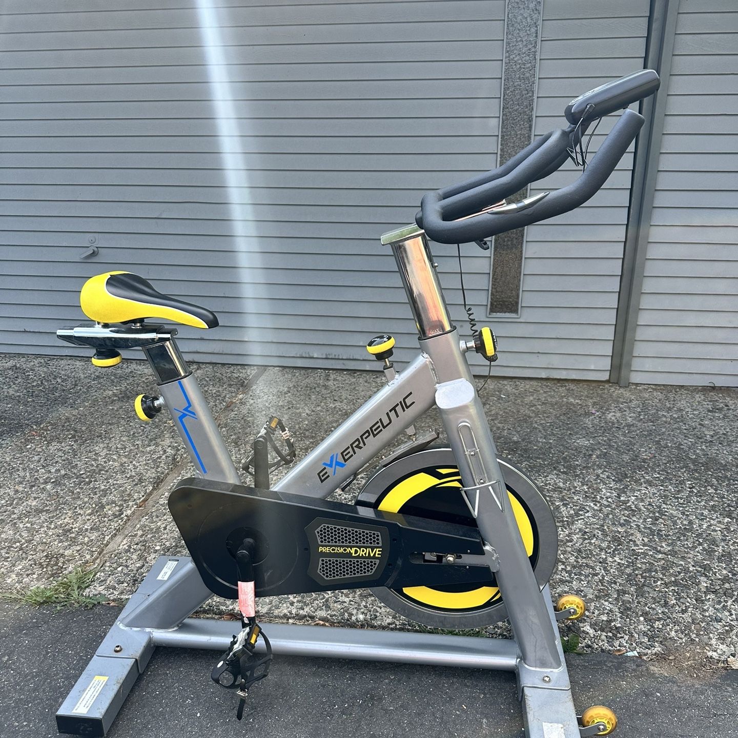 exerpeutic bike 