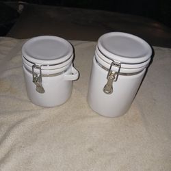 White Ceramic Cookie Jars   Both For $12