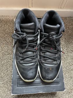 Used Jordan 11 72-10 Size 10.5 men