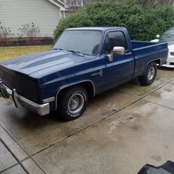 1983 CHEVY  C10 SHORT BED PICK UP