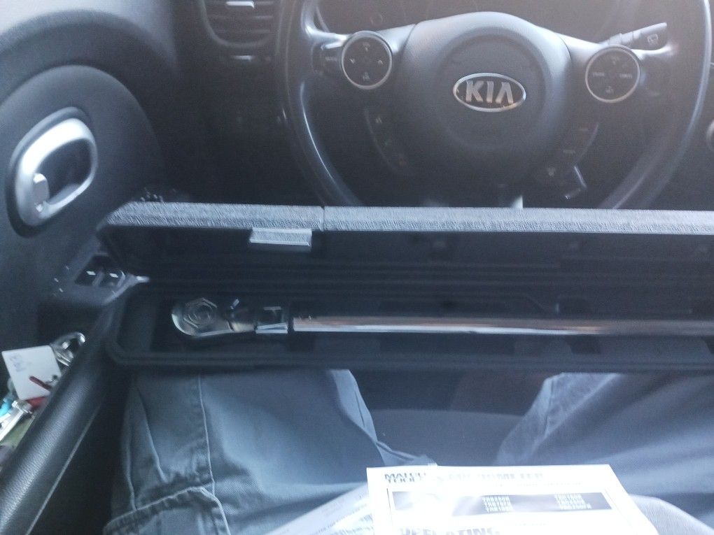 Matco Mircroeter Adjustable Torque Wrench Model# TRC250FK