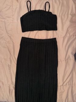 Crop top / skirt