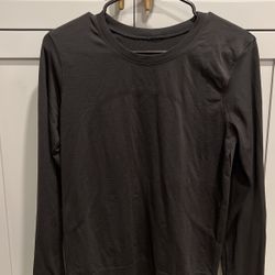Lululemon Women size 8