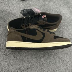 Travis Scott x Air Jordan 1 Low 'Mocha'