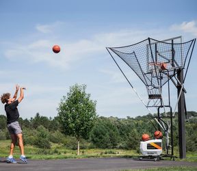 Basketball Shooting Machine / Gun (Dr Dish brand)