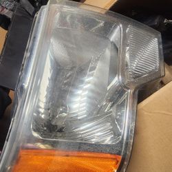 2013 Ford F150 Headlight 