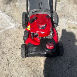 Lawnmower 
