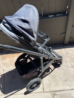 UPPAbaby CRUZ Stroller – Excellent Condition, Clean & Fully Functional