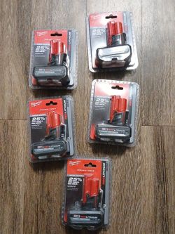 Milwaukee M12 5ah high output battery - sealed in packaging