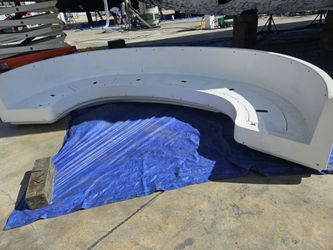 Fibre Glass Set Tee seating