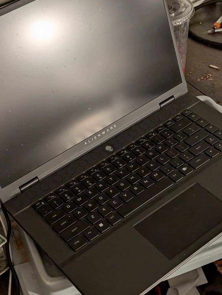 Alienware M16 R2 2024