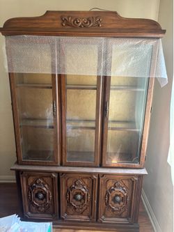 China display cabinet