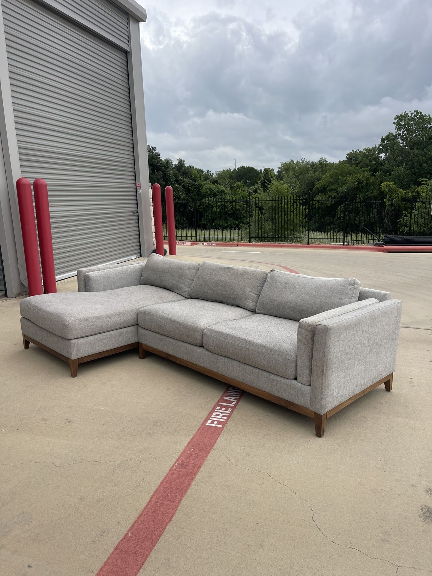 Gorgeous Modern Sectional Couch