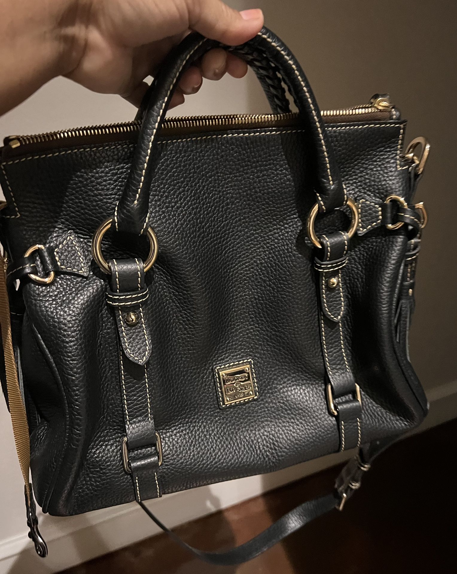 Dooney & Bourke
