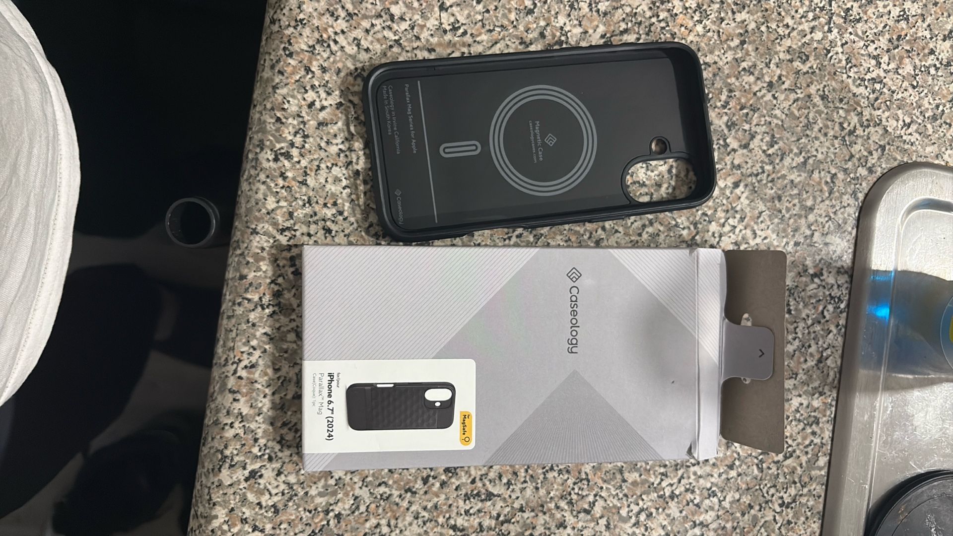 IPHONE CASE AND DARK SCREEN PROTECTER