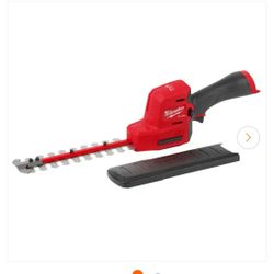 Milwaukee
M12 FUEL 8 in. 12V Lithium-Ion Brushless Cordless Battery Hedge Trimmer