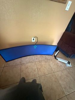 Ultrawide Curved Gaming Monitor with Monitor Arm