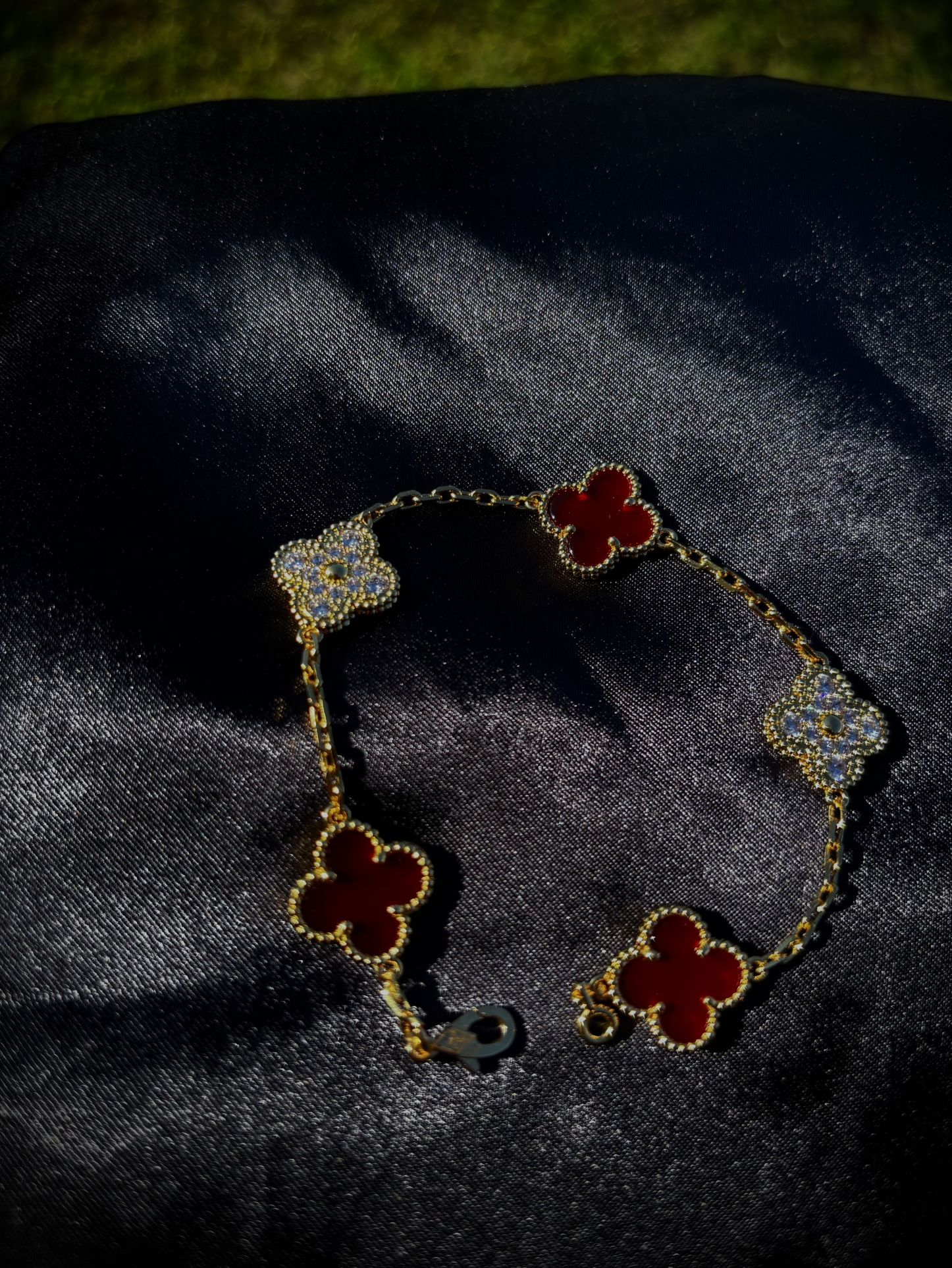 Red Clover Charm Bracelet 