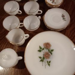 ANCHOR HOCKING FIRE KING DINNER WEAR 