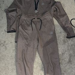 Nike Tech 