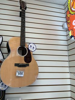 Martin & Co Road Series Acoustic-Electric Guitar