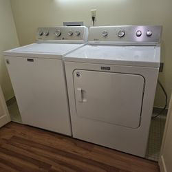 Maytag Washer And Dryer Set
