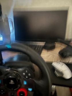Gaming PC + Steering Wheel