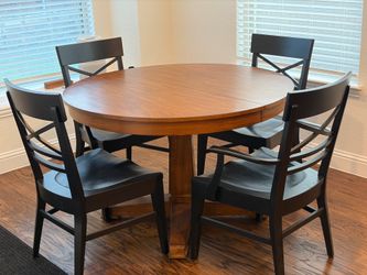 Dining Room Table and Chairs