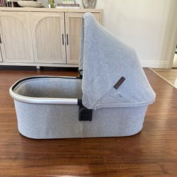 Uppababy Vista V2 Bassinet 