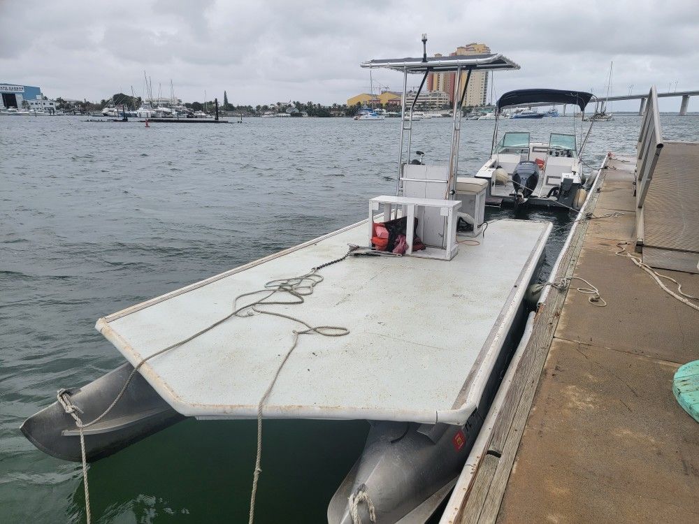 Pontoon Boat With 70hp Etec for Sale in Palm Beach Shores, FL - OfferUp