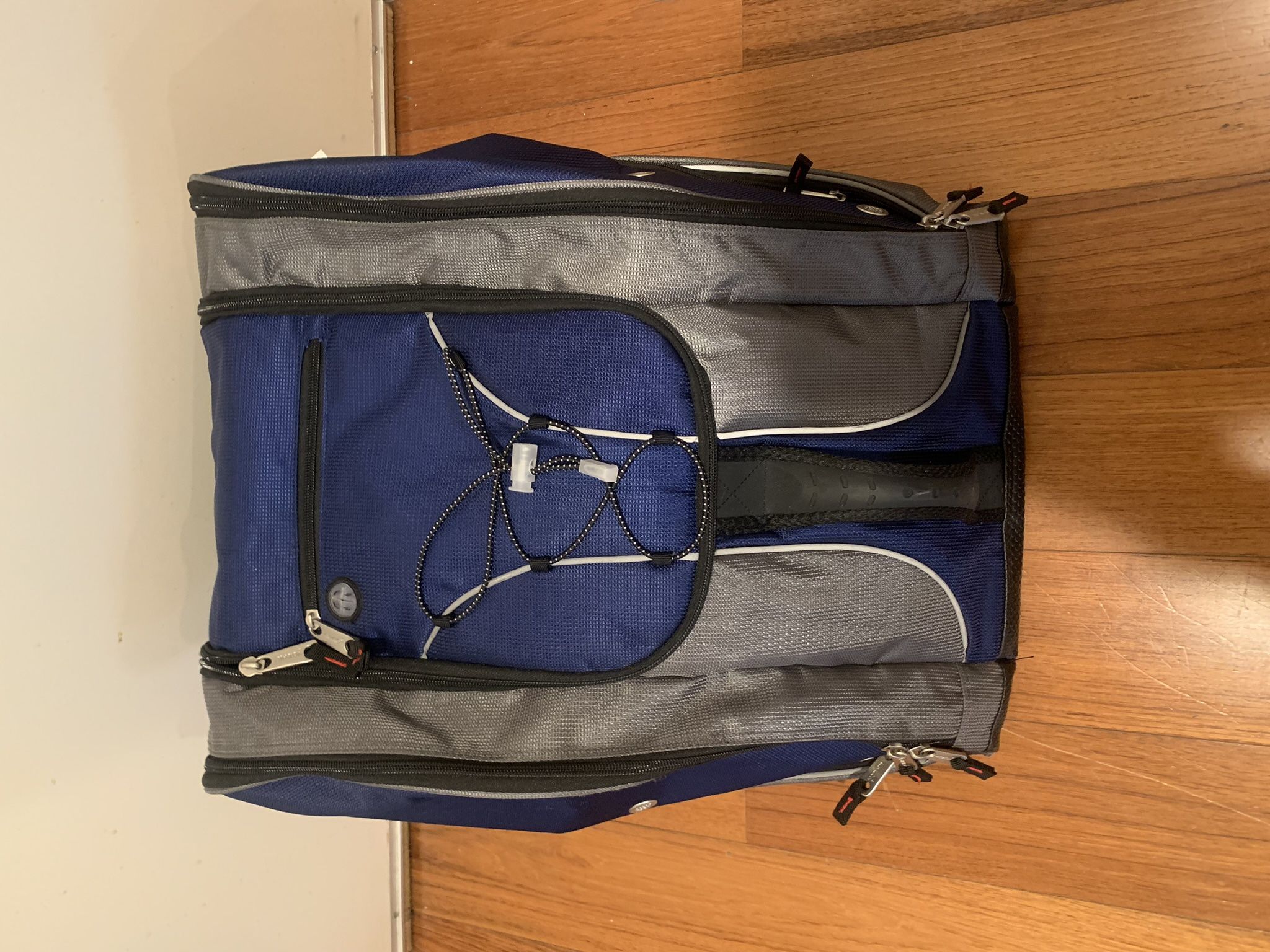 Athalon Ski Tote Bag in Navy