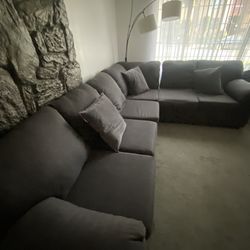 Sectional Couch 