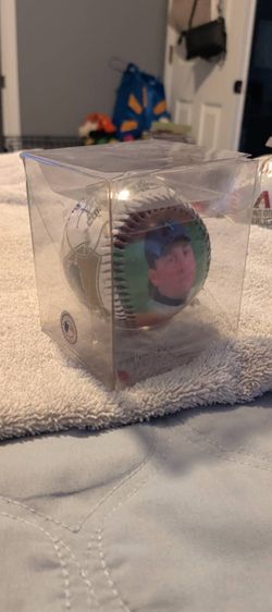 Luis Gonzalez 2001 Arizona Diamondbacks Fotoball in its original packaging